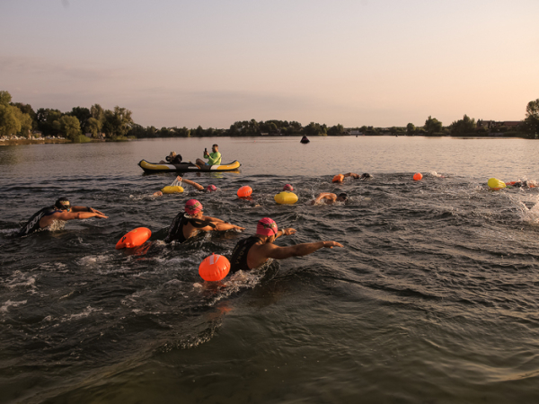 Заплив, який тривав 24 години