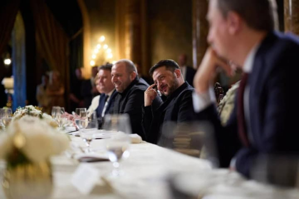 На шляху до України: Умєров та Зеленський провели розмову з представником США Віткоффом