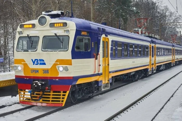 Як курсуватиме київська електричка у перші дні Нового року: новий розклад