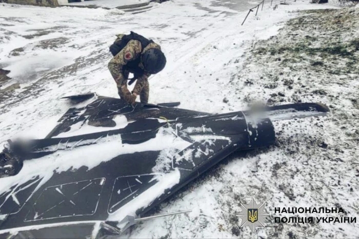 На Київщині виявлено російський дрон з бойовою частиною (фото)