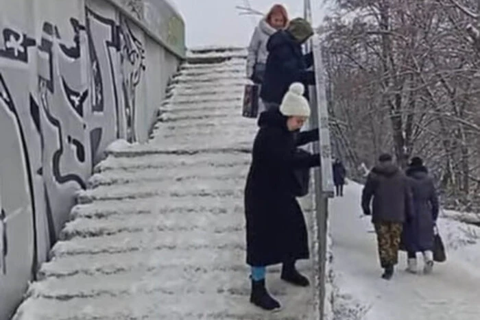 «А сходи чистити має теж ППО». Кияни критикують мера за безгосподарність (відео)