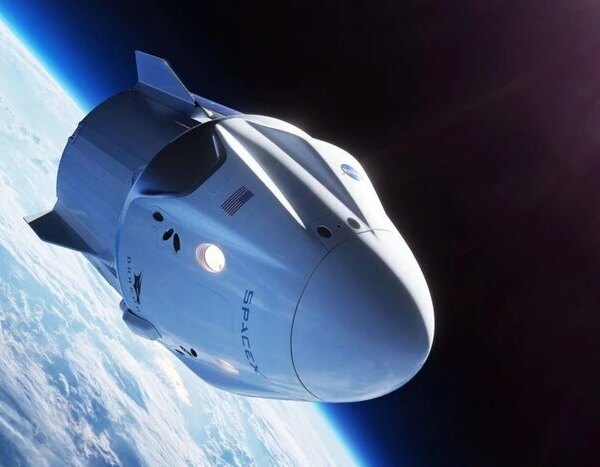 Crew Dragon: термінове повернення через недугу космонавта