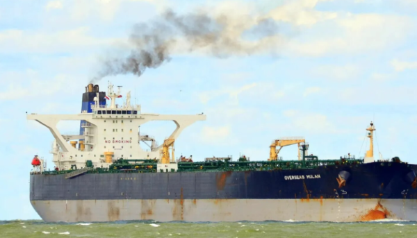 Диппредставництво перевіряє, чи є українські громадяни серед затриманих Штатами нафтових суден.