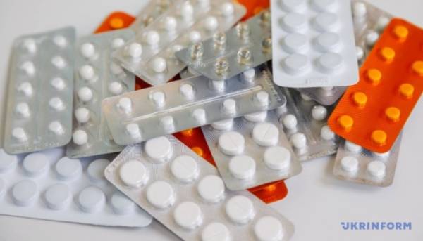 Липові патенти та 2 мільярди у «чорну»: в Україні розкрито велику аптечну аферу.