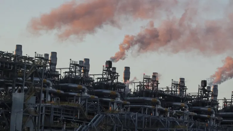 Росія скоротила видобуток нафти до мінімуму за півтора року через санкції – розвідка Росія скоротила видобуток нафти до мінімуму за півтора року через санкції – розвідка