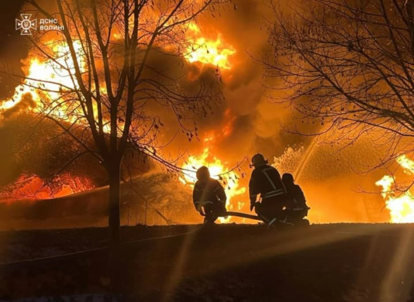"Якщо удари не припиняються навіть на новорічні свята": Зеленський відреагував на атаку рф і розраховує на домовлене з Америкою для захисту