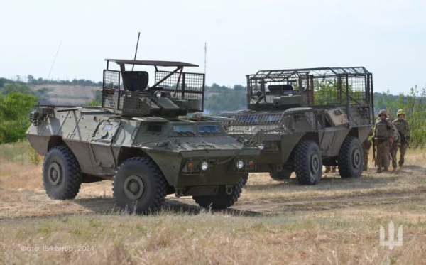 США закуповують бронемашини COMMANDO Select для України