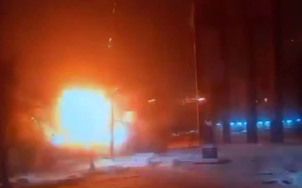 Ворожий безпілотник влучив у дитячий майданчик біля пам'ятника Степану Бандері у Львові