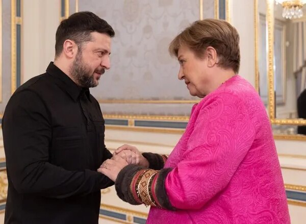 Вам це необхідно. МВФ наполягає на вимозі стосовно ПДВ для малого бізнесу.