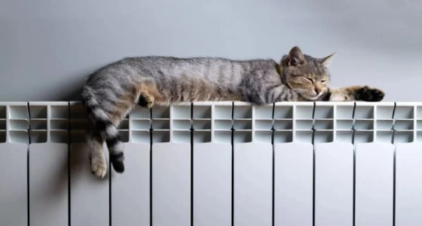 Після атаки рф опалення повернули мешканцям понад тисячі будинків у трьох районах Києва