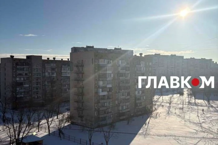 Який вигляд має засніжений Київ першого ранку нового року (фото)