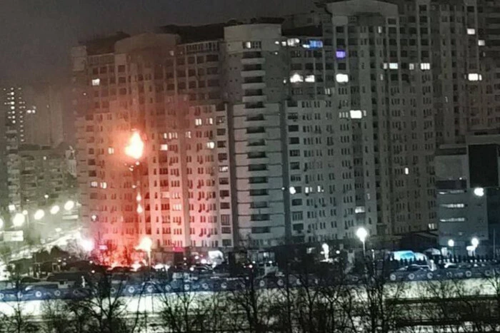 Масована атака на Україну, вибухи у Росії: головне за ніч 