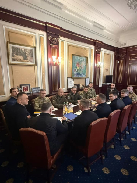 Готуються рішення щодо корупції в ТЦК і СЗЧ у військах: Буданов провів нараду з військовим командуванням та правоохоронцями