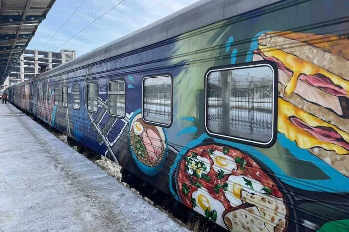 Потяги стійкості на вокзалі “Дарниця”: що всередині та&hellip;