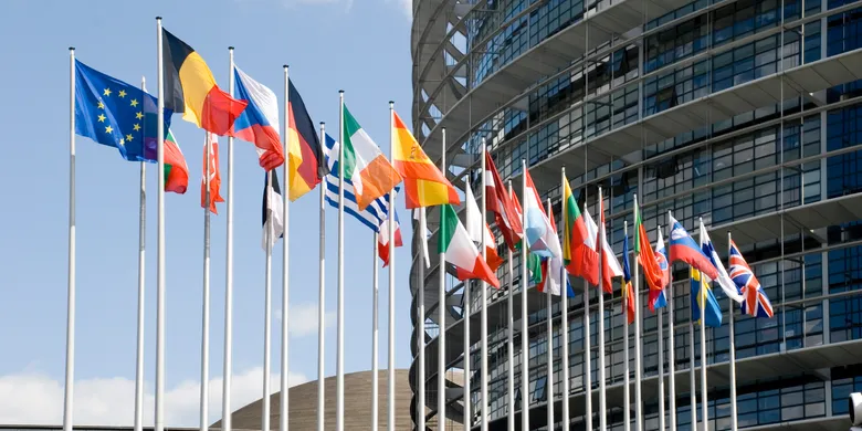 Європарламент погодив надання Україні 90 млрд євро фінансової допомоги