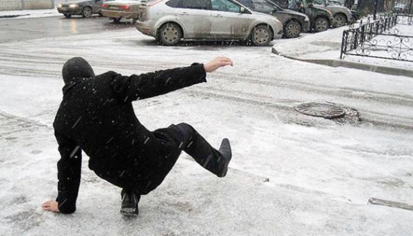 Be careful: icy conditions!