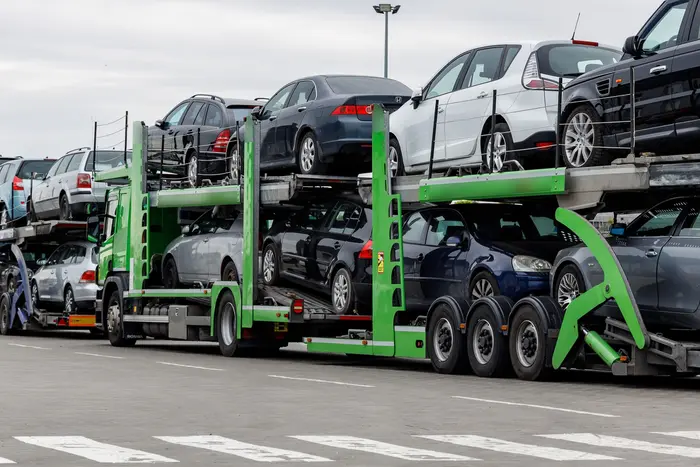 444 тис. авто за рік: як змінився імпорт транспорту в Україну