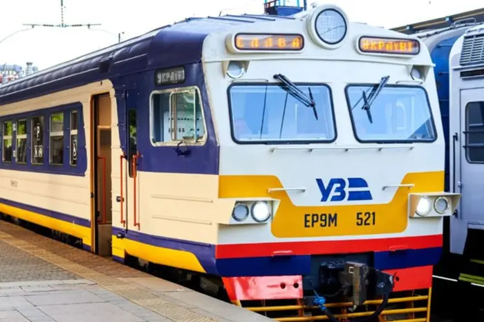 У Києві збільшено кількість поїздів Kyiv City Express:…