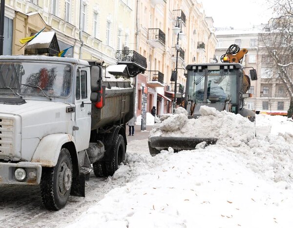Київські снігові штрафи: інспектори провели масштабні перевірки