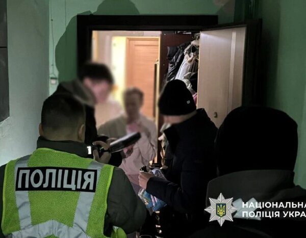 Київ: розкрито нелегальну схему оформлення іноземців через Молдову – повідомляє поліція