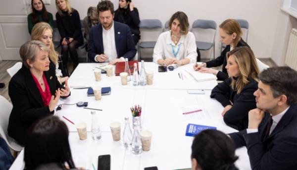 Дружина Президента України та британський міністр закордонних справ&hellip;