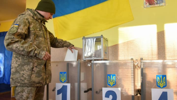 У Раді хочуть покласти на командирів обов’язок організації виборів у…