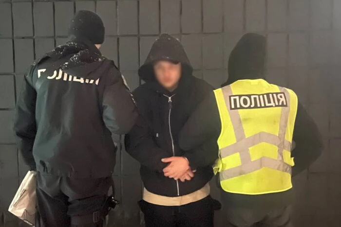 В Солом’янському районі затримали мешканця Києва, якого підозрюють…