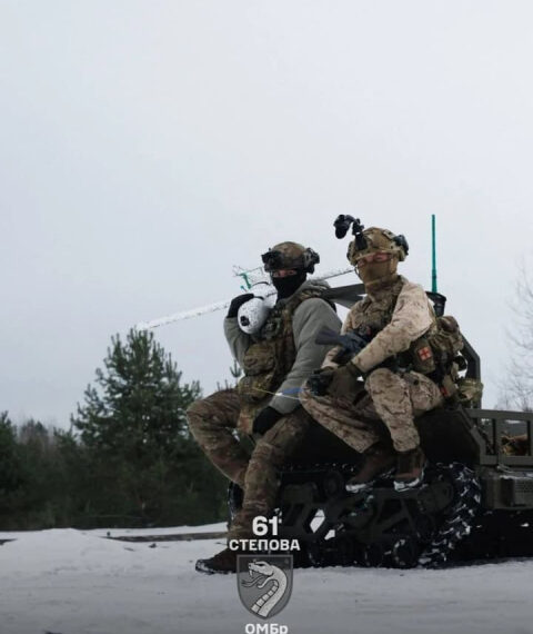 98 бойових сутичок на передовій: противник наступає біля Покровська та…