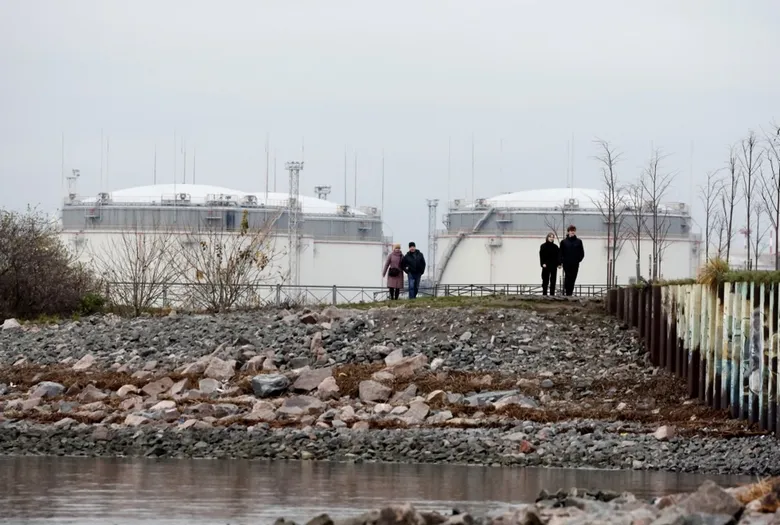 Зростання цін на нафту через війну в Ірані не врятує російський бюджет &ndash; Reuters