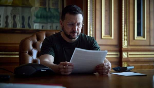 Зеленський нагородив 34 воїнів та медичних працівників