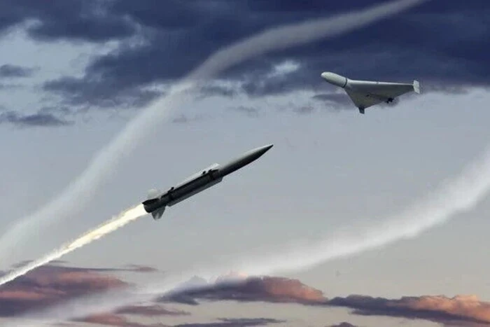 Київ оговтується після нічного удару: близько 2700 осель&hellip;