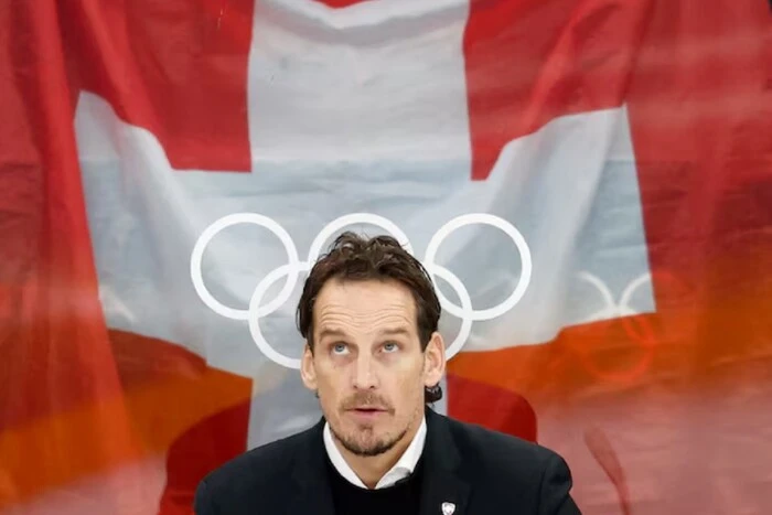 Тренер збірної Швейцарії з хокею втратив роботу через&hellip;