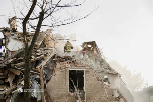 Дніпро: Внаслідок вечірнього удару вже десятеро поранених, вісьмох госпіталізовано –&hellip;