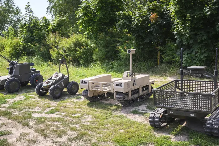 Роботи замінюють українських військових: деталі унікальної операції від CNN