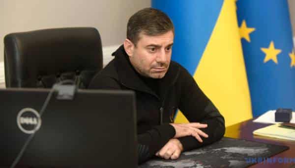 "Тисяча на тисячу": Україна безперервно домовляється з Росією, за словами Лубінця 9 "Тисяча на тисячу": Україна безперервно домовляється з Росією, за словами Лубінця 9