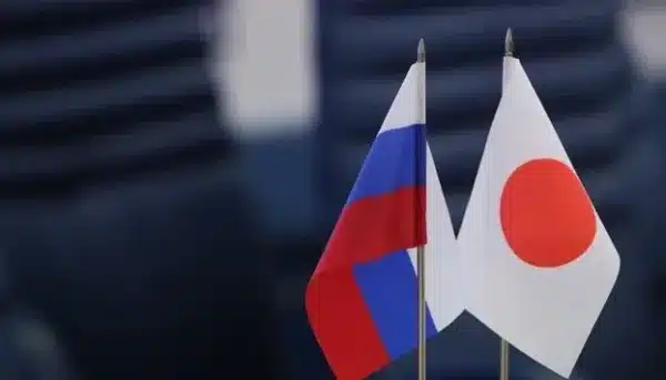 Японія розглядає можливість візиту офіційних осіб до росії наприкінці травня для підтримки зв'язків з москвою. 3