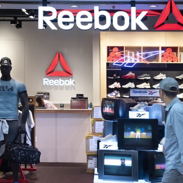 Authentic Brands Group, власник Reebok, може вийти на&hellip;