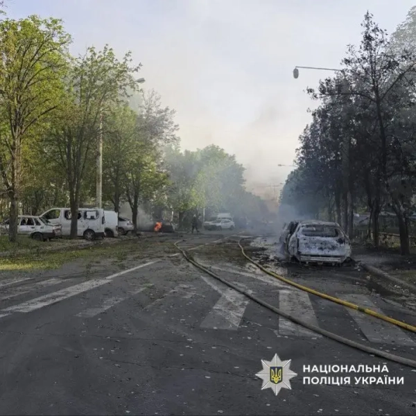 Вибух у серці Краматорська: вже дванадцять травмованих, найлітнішому потерпілому – 91 рік.