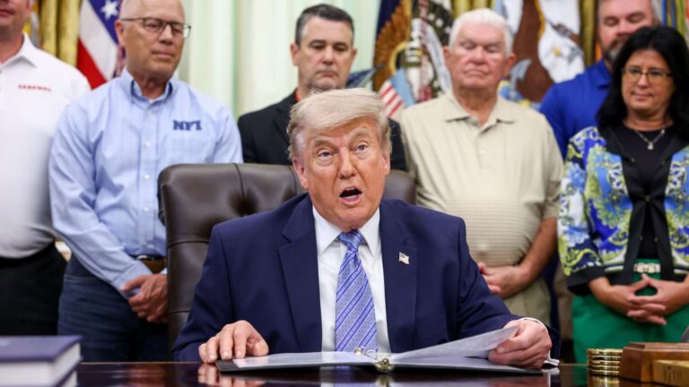 Трамп змінює правила щодо холодильних пристроїв EPA для зниження цін у супермаркетах 30 Трамп змінює правила щодо холодильних пристроїв EPA для зниження цін у супермаркетах 30