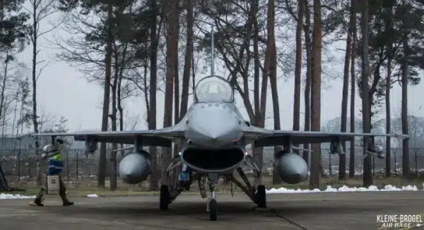 Бельгійська преса повідомила про 53 F-16 для України, хоча офіційні дані вказували лише на 30 літаків. 2 Бельгійська преса повідомила про 53 F-16 для України, хоча офіційні дані вказували лише на 30 літаків. 2