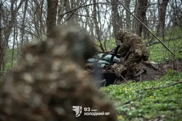 Загарбники здійснили 6 тисяч пусків БПЛА та 155 штурмів за день - звіт Генштабу щодо обстановки на передовій. 7 Загарбники здійснили 6 тисяч пусків БПЛА та 155 штурмів за день - звіт Генштабу щодо обстановки на передовій. 5