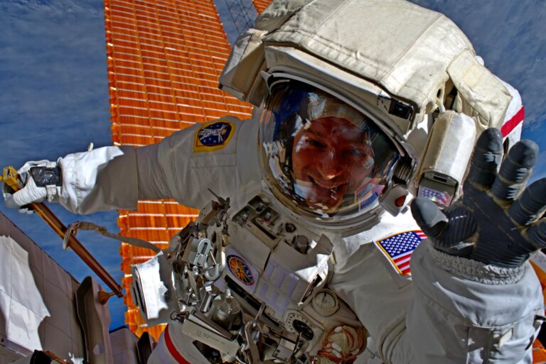 Астронавт NASA Ендрю Морган завершив кар'єру 7 Астронавт NASA Ендрю Морган завершив кар'єру 7