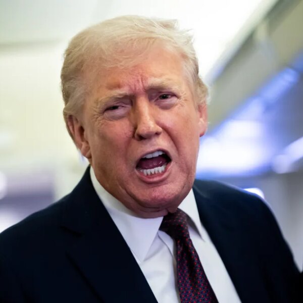 Головна 40 Трамп обрушився на “третьосортних” артистів, що скасовують виступи,…