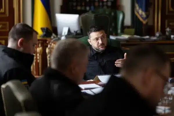 Зеленський: Україна поновлює спілкування зі Словаччиною та Грузією.
