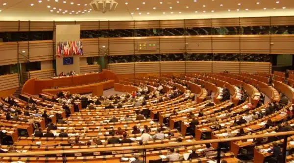 Штати розробляють свіжу резолюцію ООН про Ормузьку протоку через вето Китаю та росії на попередню.