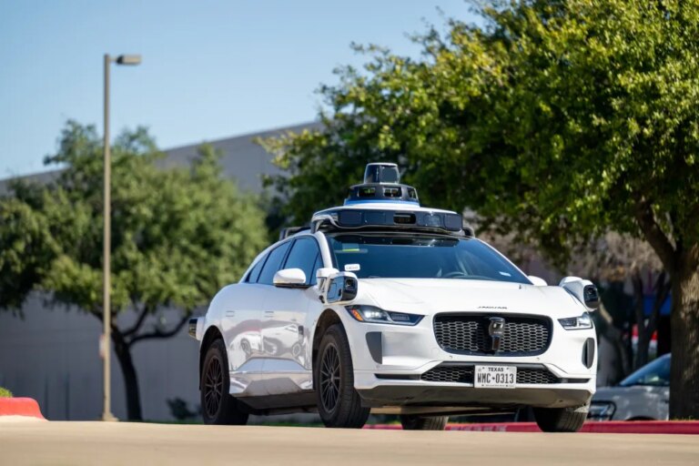 Waymo лідирує за реєстраціями авто на автопілоті, Tesla позаду 9 Waymo лідирує за реєстраціями авто на автопілоті, Tesla позаду 9