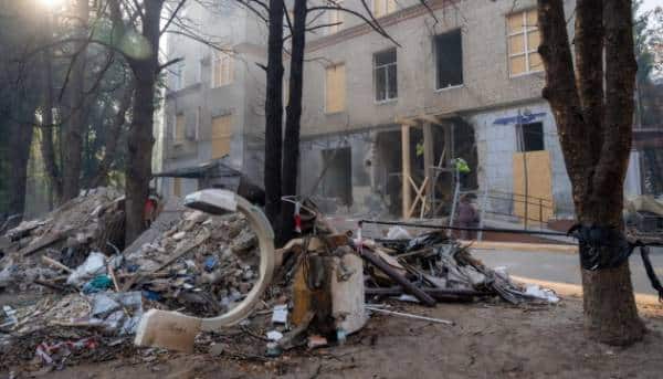 ВООЗ підтвердила понад 3 тисячі нападів на медичну інфраструктуру від початку війни. 1 ВООЗ підтвердила понад 3 тисячі нападів на медичну інфраструктуру від початку війни. 1