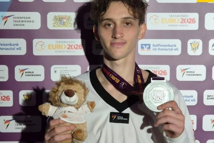 Тхеквондист Бистров завоював срібло на Чемпіонаті Європи
