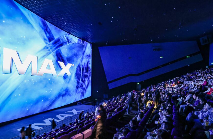 IMAX може виставити себе на продаж: хто зацікавлений у придбанні