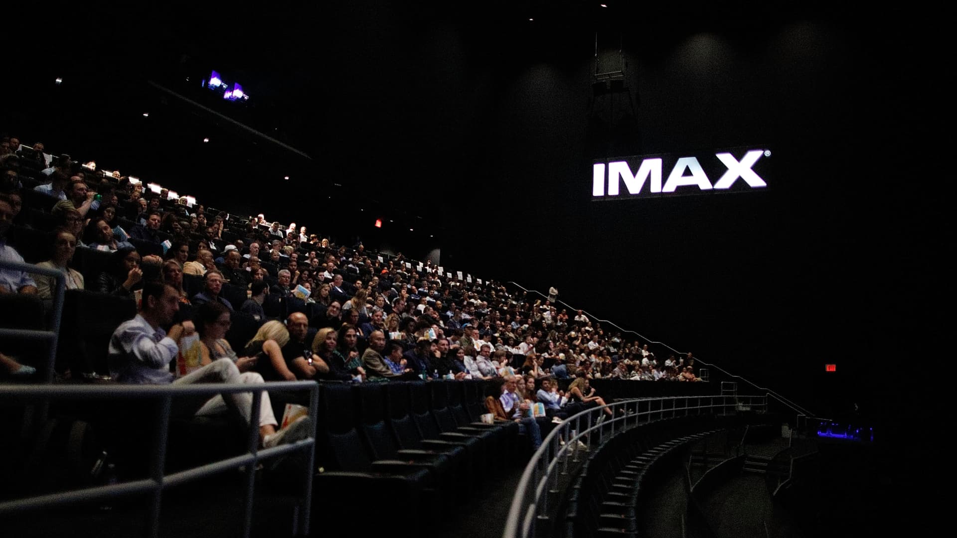 IMAX веде «попередні переговори» з потенційними покупцями: Джерело 2 IMAX веде «попередні переговори» з потенційними покупцями: Джерело 2
